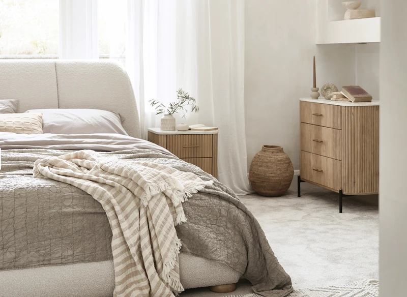 Reed Chunky Boucle Bedstead